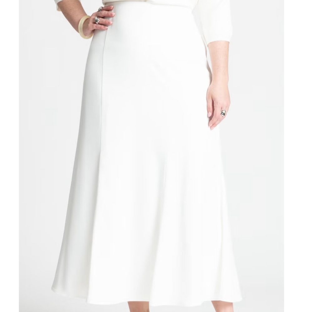 NWT Eloquii Winter White Satin Pull-On Maxi Skirt Minimalist Party Formal Sz 16